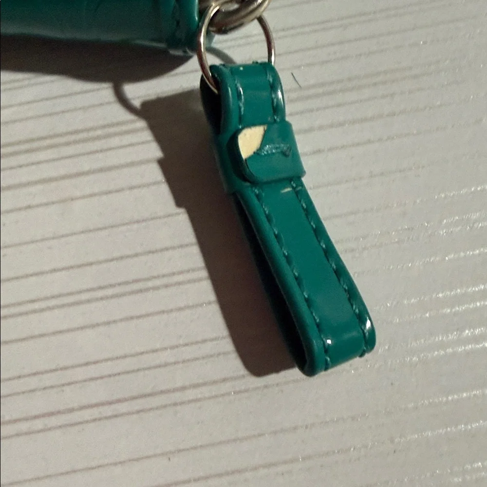 Coach teal zip around wallet, patent leather - Picture 3 of 7